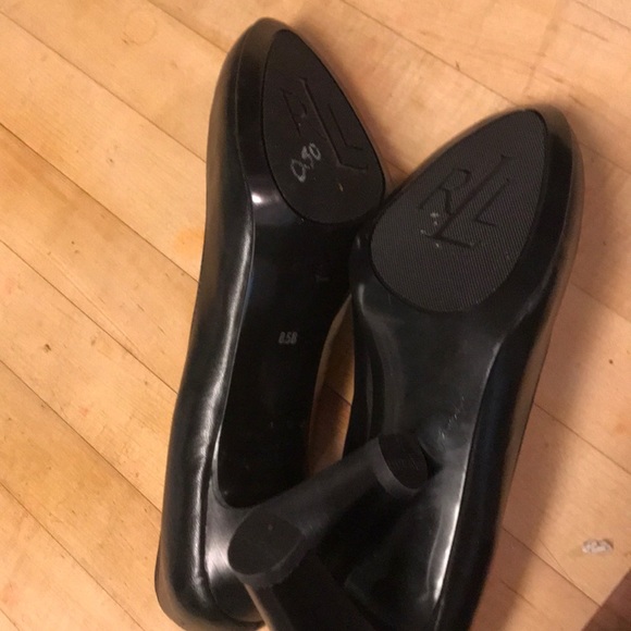 Black round toe high heel - Picture 4 of 4